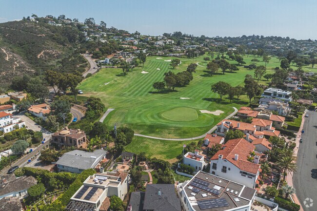 The La Jolla Country Club hosts golfers and events north of The Village.