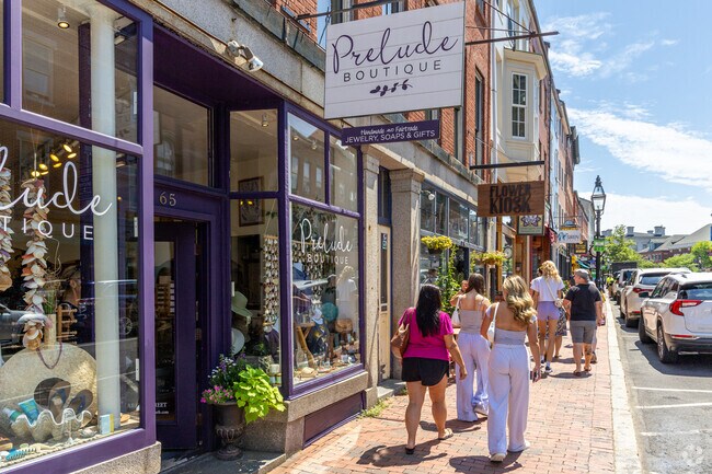 Many small and local boutique ships line the Downtown Portsmouth streets and draw many visitors.