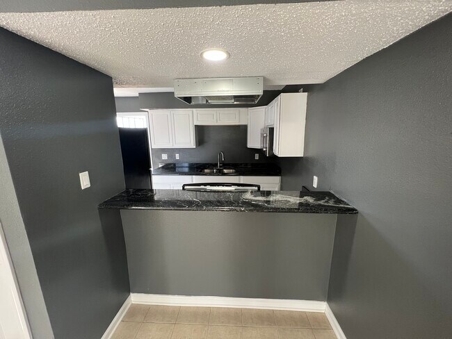 520 Revere Dr unit A, La Place, LA 70068 - photo 3