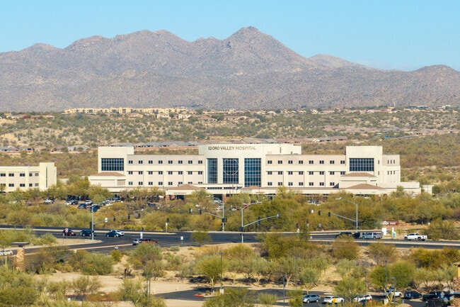 Oro Valley Hospital has 176 beds and serves a variety of different healthcare needs in a convenient location.