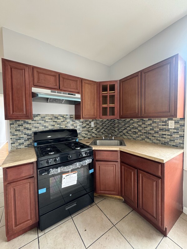 641 15th Ave, Newark, NJ 07103