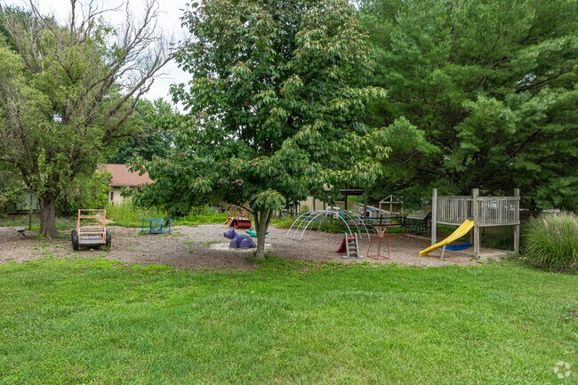 Tall Oaks Montessori School