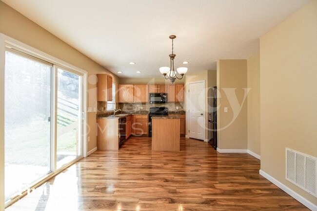 1186 Turfway Ct, Lebanon, OH 45036 - photo 5