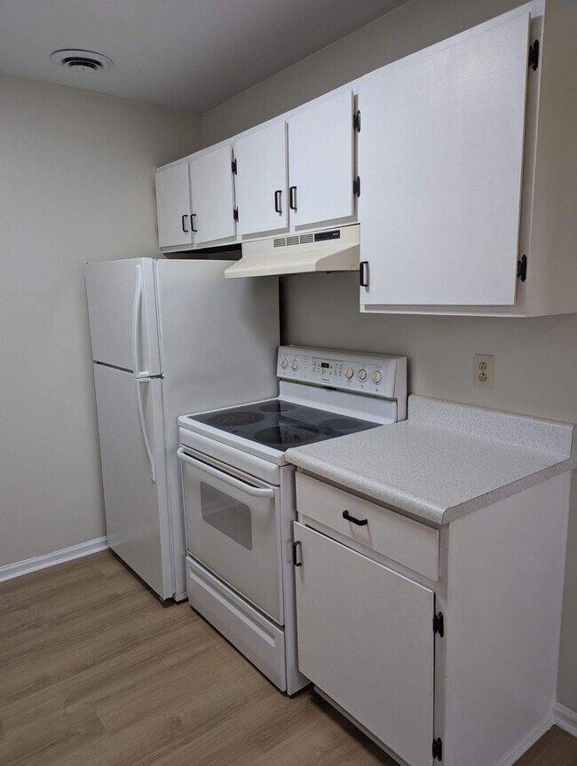 2275 N Cable Rd unit 56, Lima, OH 45807 - photo 2