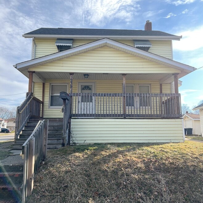 1239 Herberich Ave, Akron, OH 44301 - photo 1