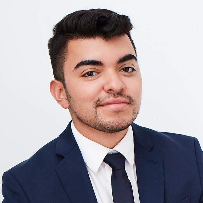 Agent Photo