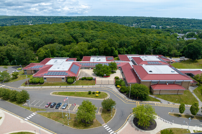 Derby High School, Derby CT Rankings & Reviews - Homes.com