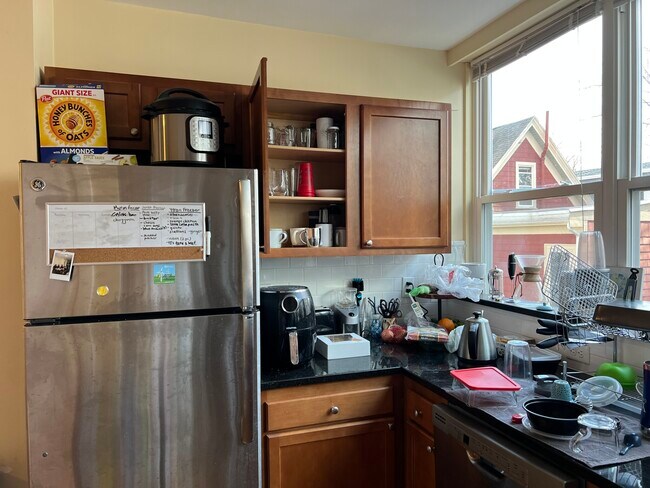 332 Beacon St unit 1, Somerville, MA 02143 - photo 5