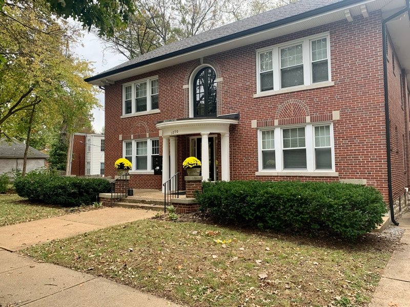 1270 Boland Place unit 2N, Saint Louis, MO 63117 - photo 1