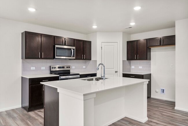 685 Salzer Creek Dr, Centralia, WA 98531 - photo 6