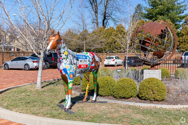 Homebuyers looking in Danville can expect to spend around $150 per square foot.