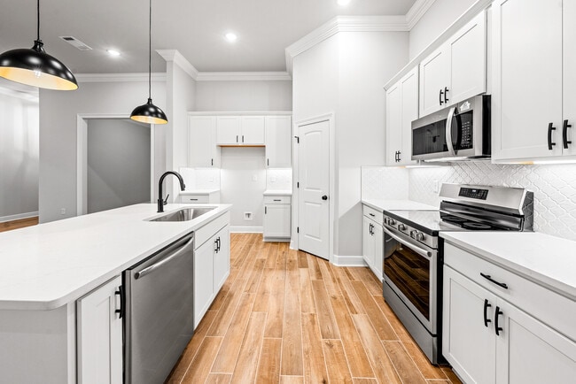 231 Lumen Loop, Freeport, FL 32439 - photo 6