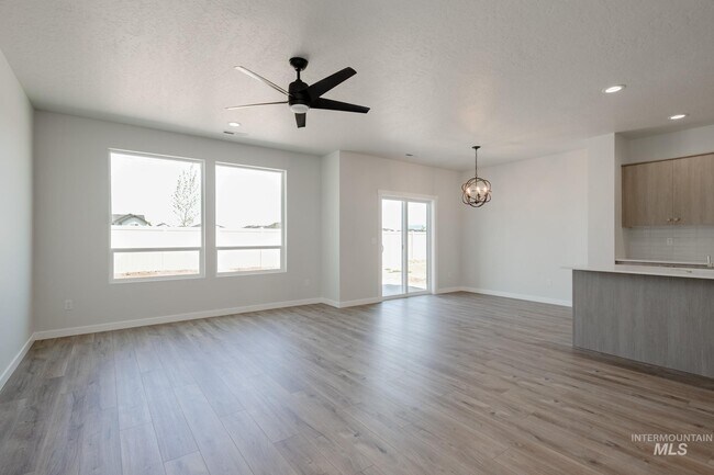 10549 W Tinder St, Star, ID 83669 - photo 7