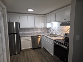 734 N Country Acres Ave Unit 311, Wichita, KS 67212