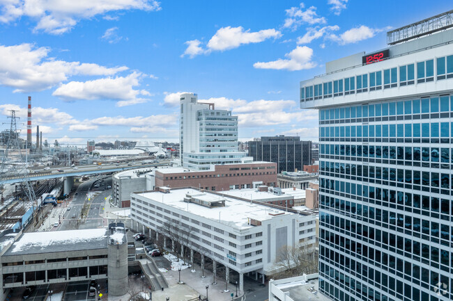 In addition to the suburbs of North Bridgeport you can enjoy city life as well.