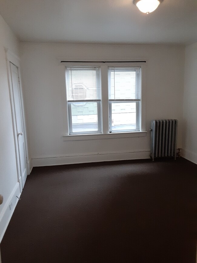 83 Main St unit 83MainSt.Apt.2-E, Westfield, MA 01085 - photo 5