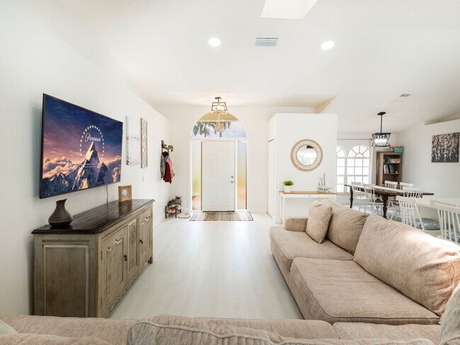 1123 SW Oak Hollow Ct, Palm City, FL 34990 - photo 4