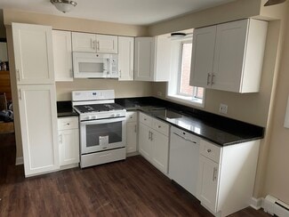 1511 E Roosevelt Rd, Wheaton, IL 60187