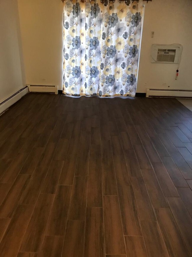 827 College Blvd unit 101, Addison, IL 60101 - photo 5