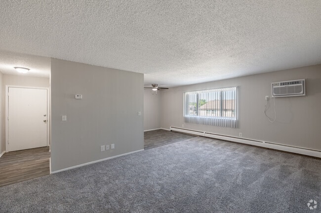 Rochester Square, Rochester, MI 48307 - photo 7