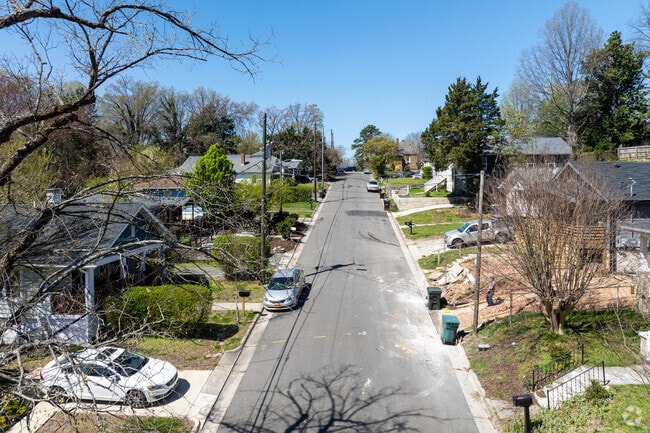 The Spaulding  has hilly and sometimes winding residential streets.