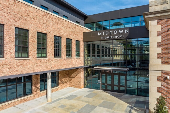 Midtown High School receives an A+ grade on Niche.