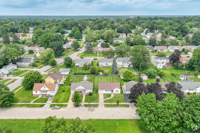Five Points neighborhood is cozy and quaint with some homes on larger lots.