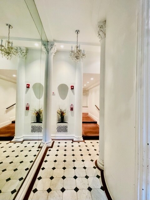 113 Beacon St, Boston, MA 02116