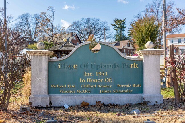 Incorporated in 1941, the Village of Uplands Park is a small municipality in St. Louis.