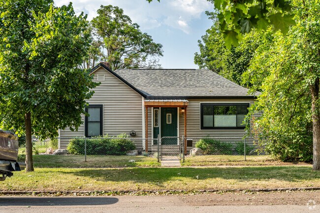 The Northside neighborhood offers mostly craftsman style homes.