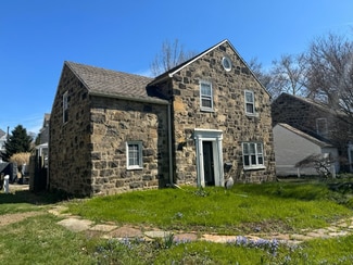 4 Laurel Village, Pittsburgh, PA 15202