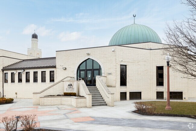Centrally located to residents in Little Palestine are several Mosques.