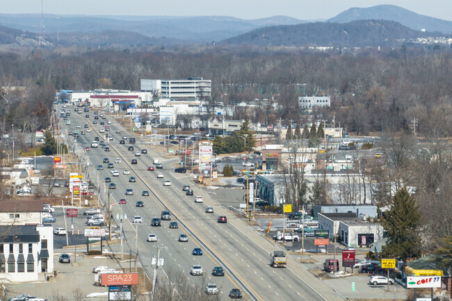 Pompton Plains residents can take advantage of a large variety of stores and restaurants that line the Route 23 corridor.