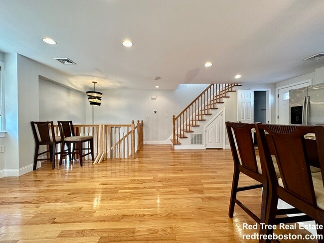 62 Dunboy St, Boston, MA 02135 - photo 4