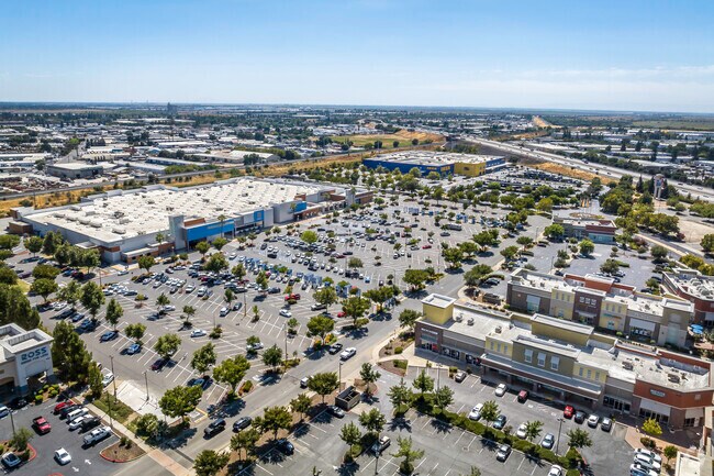 The Riverpoint Marketplace in West Sacramento offers all the shopping choices you need.