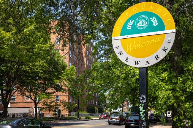 Welcome to Weequahic - Lenni-Lenape for 