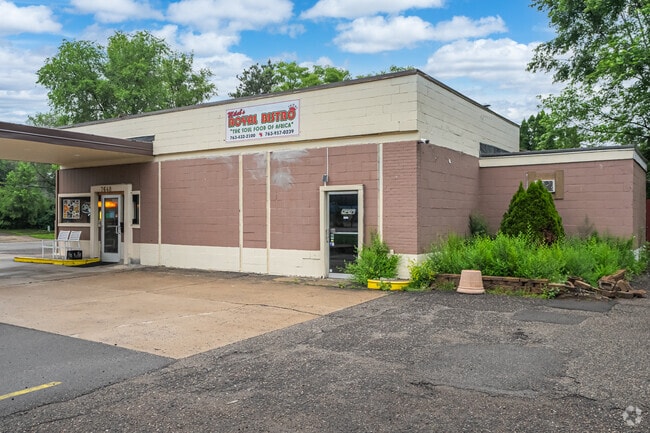 Milah’s Royal Bistro offers West African dishes like jollof rice, suya, and plantains.