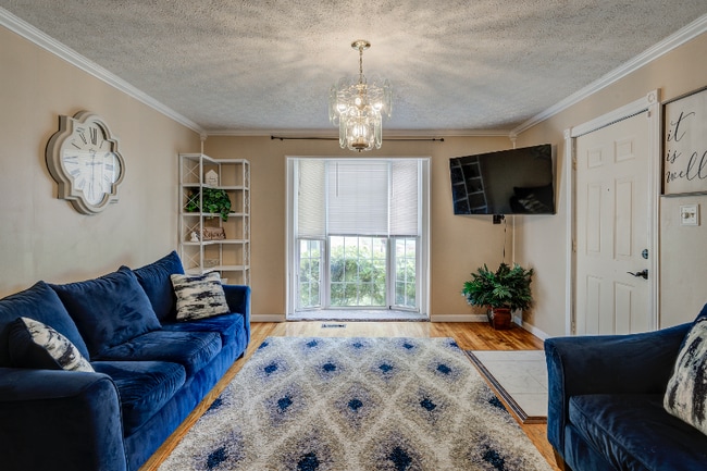 2027 Katelyn Dr, Elizabethton, TN 37643 - photo 5