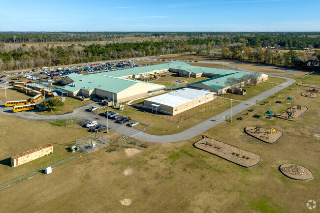Pee Dee Elementary School prepares students for further education.