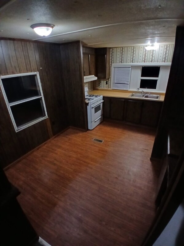 4836 Ellsworth Ln, Gary, IN 46408 - photo 1