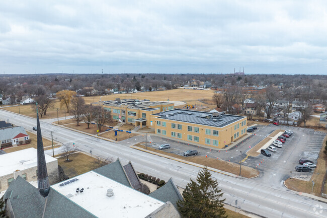 Whittier Elementary is a public school in Waukegan teaching grades K-5.