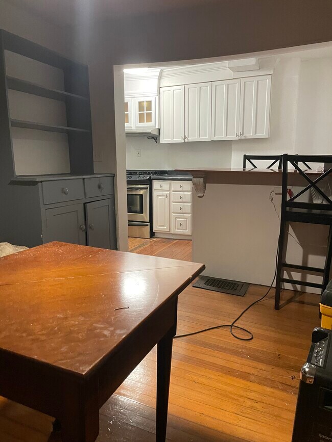 6 Saint Gregory St unit Townhouse, Boston, MA 02124 - photo 5