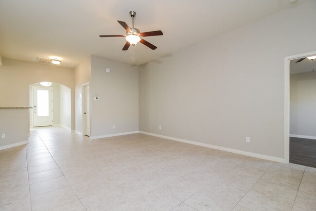 4608 Conley Ln, Denton, TX 76207 - photo 3