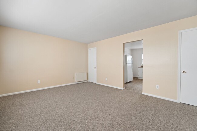 208 N Park St unit 2, East Orange, NJ 07017 - photo 4
