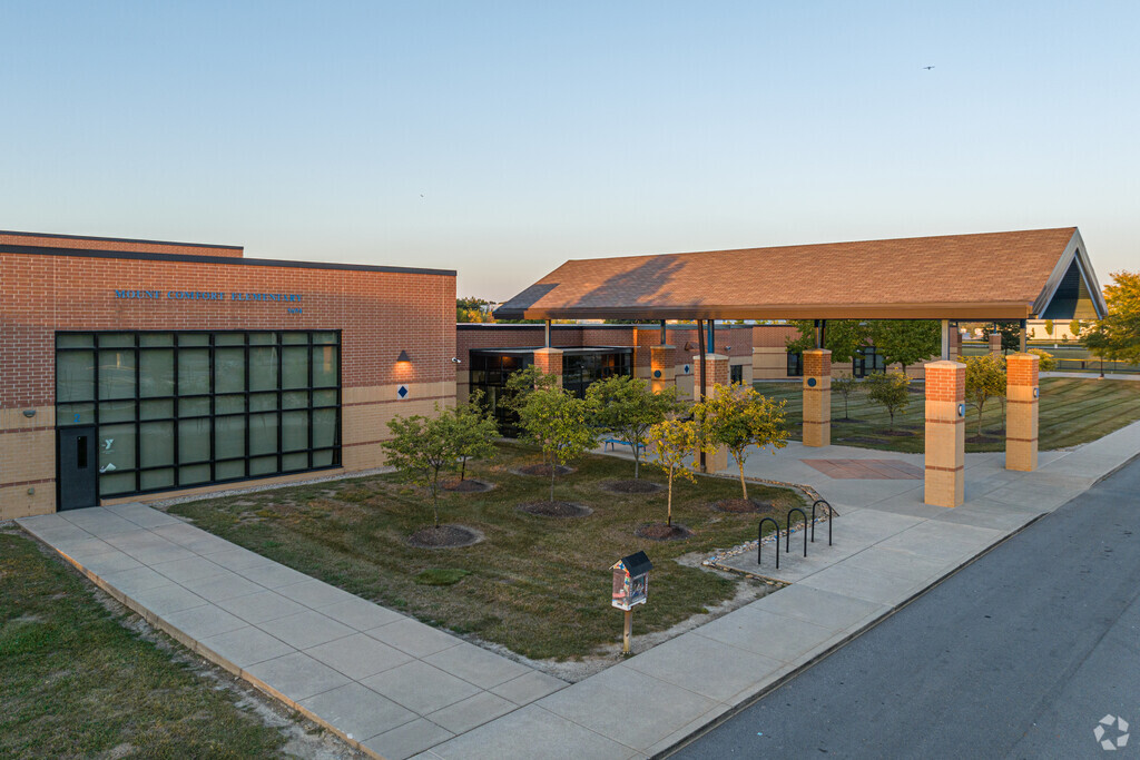Mt. Comfort Elementary School serves students from Pre-K through 5th grade.