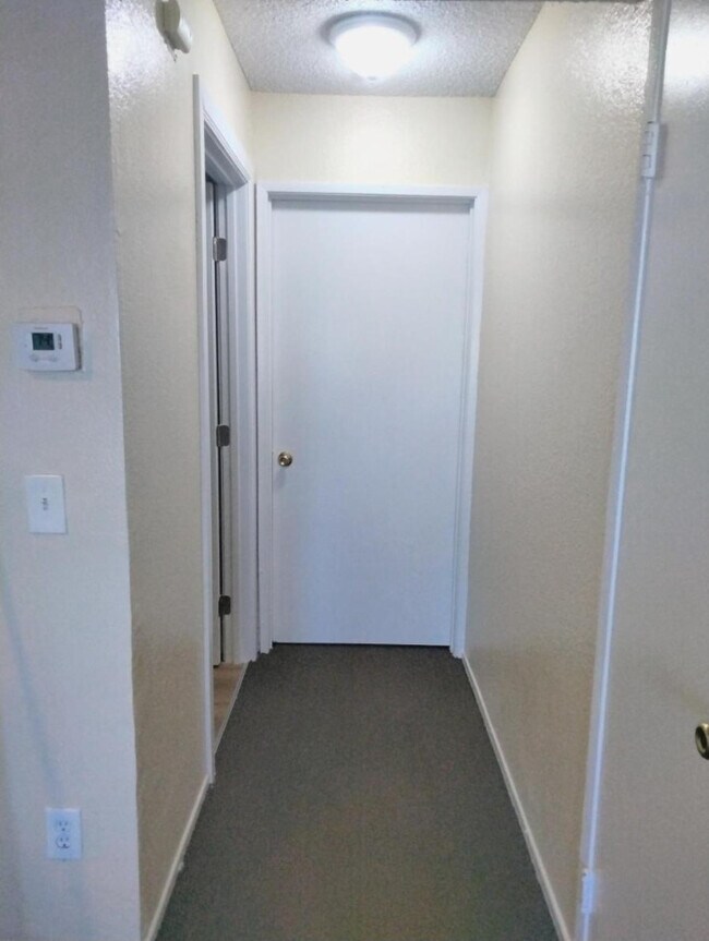 Arrow Apartments, Fontana, CA 92335 - photo 7