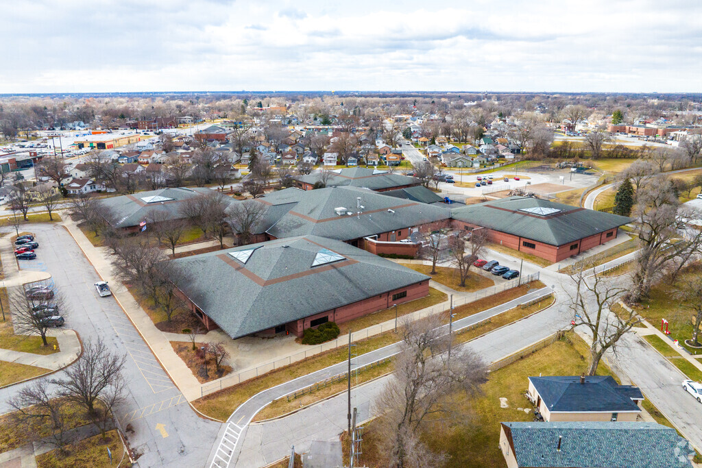 Maywood Elementary School is located in Hammond.