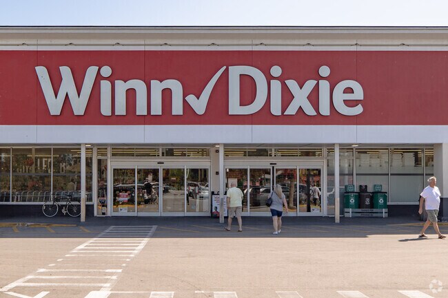 Winn-Dixie in Marathon, FL is a great place to get everything you need.