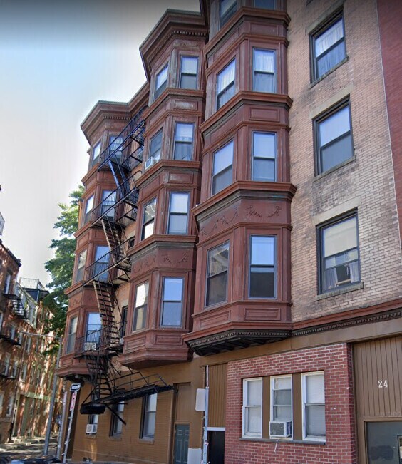 24 Stillman St unit 1M, Boston, MA 02113 - photo 2