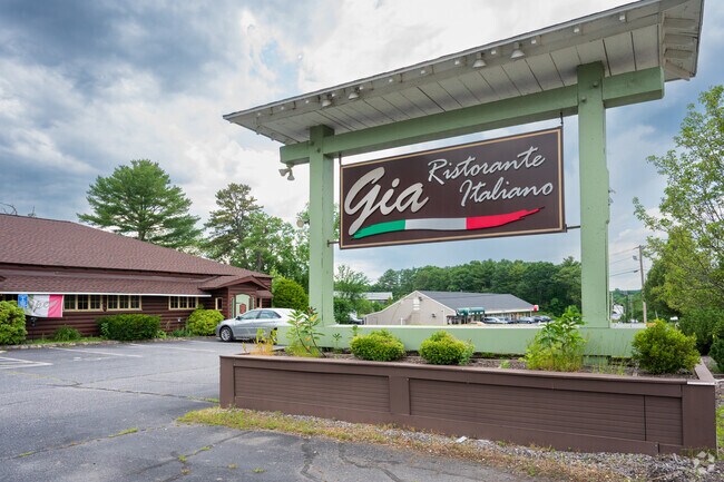 Enjoy authentic Italian flavors and warm hospitality at Gia Ristorante, a local favorite for classic dishes and cozy dining.